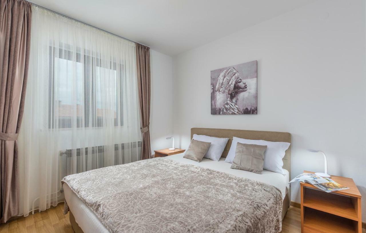 Apartments Marizela Poreč Buitenkant foto