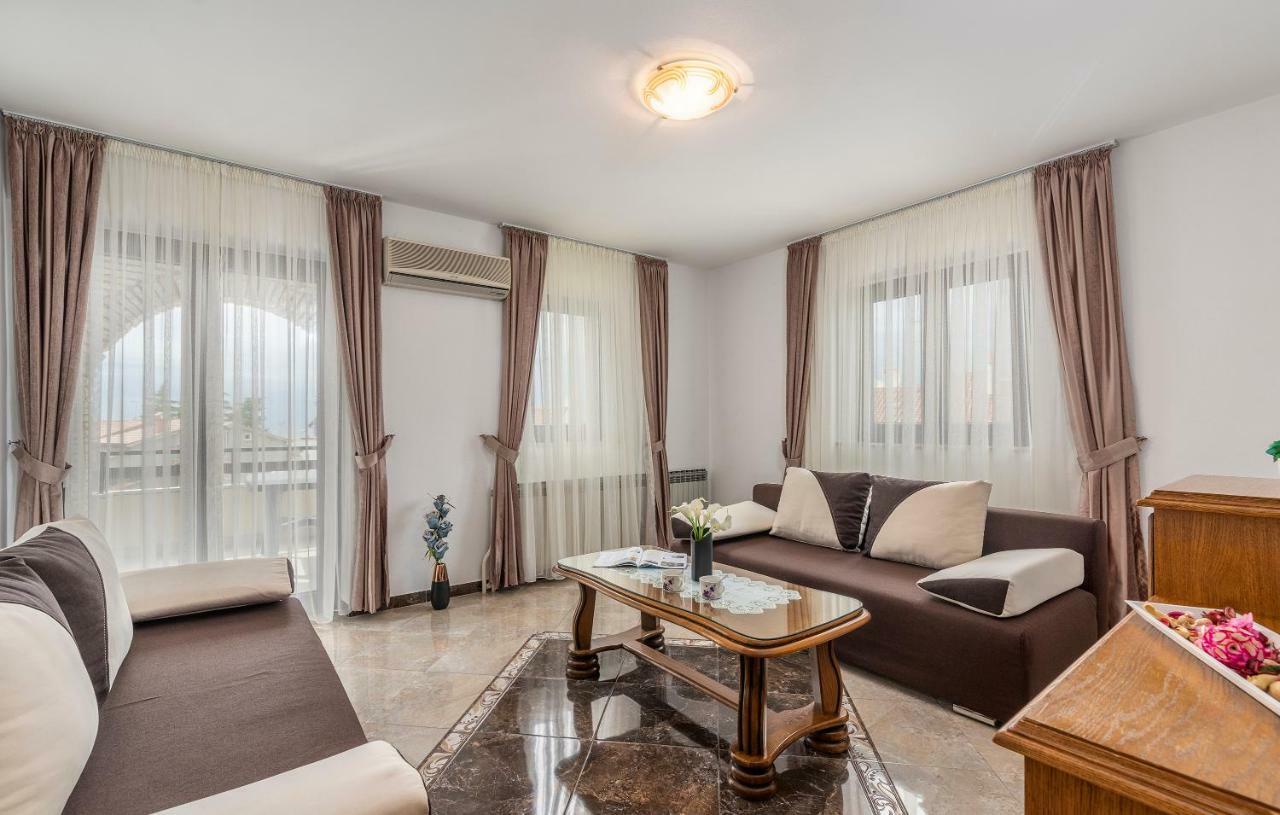 Apartments Marizela Poreč Buitenkant foto