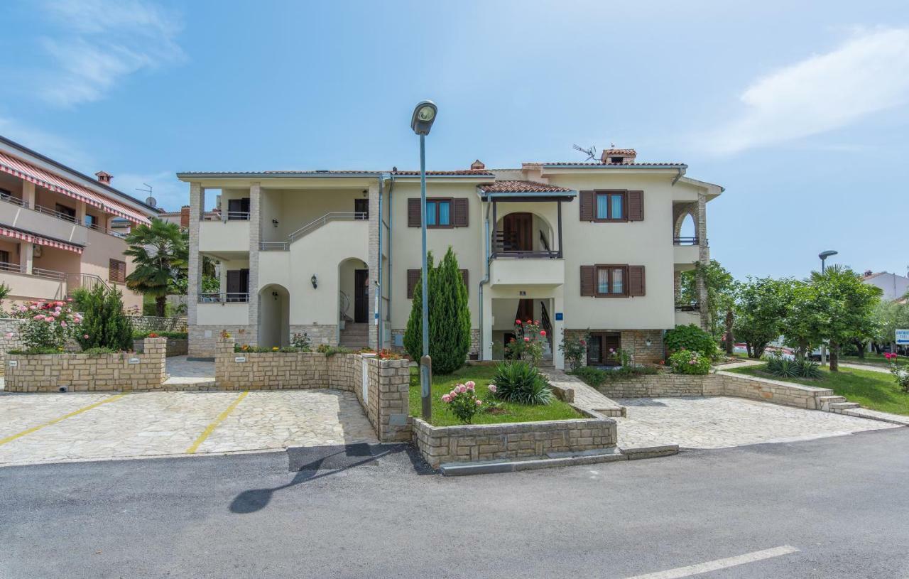 Apartments Marizela Poreč Buitenkant foto